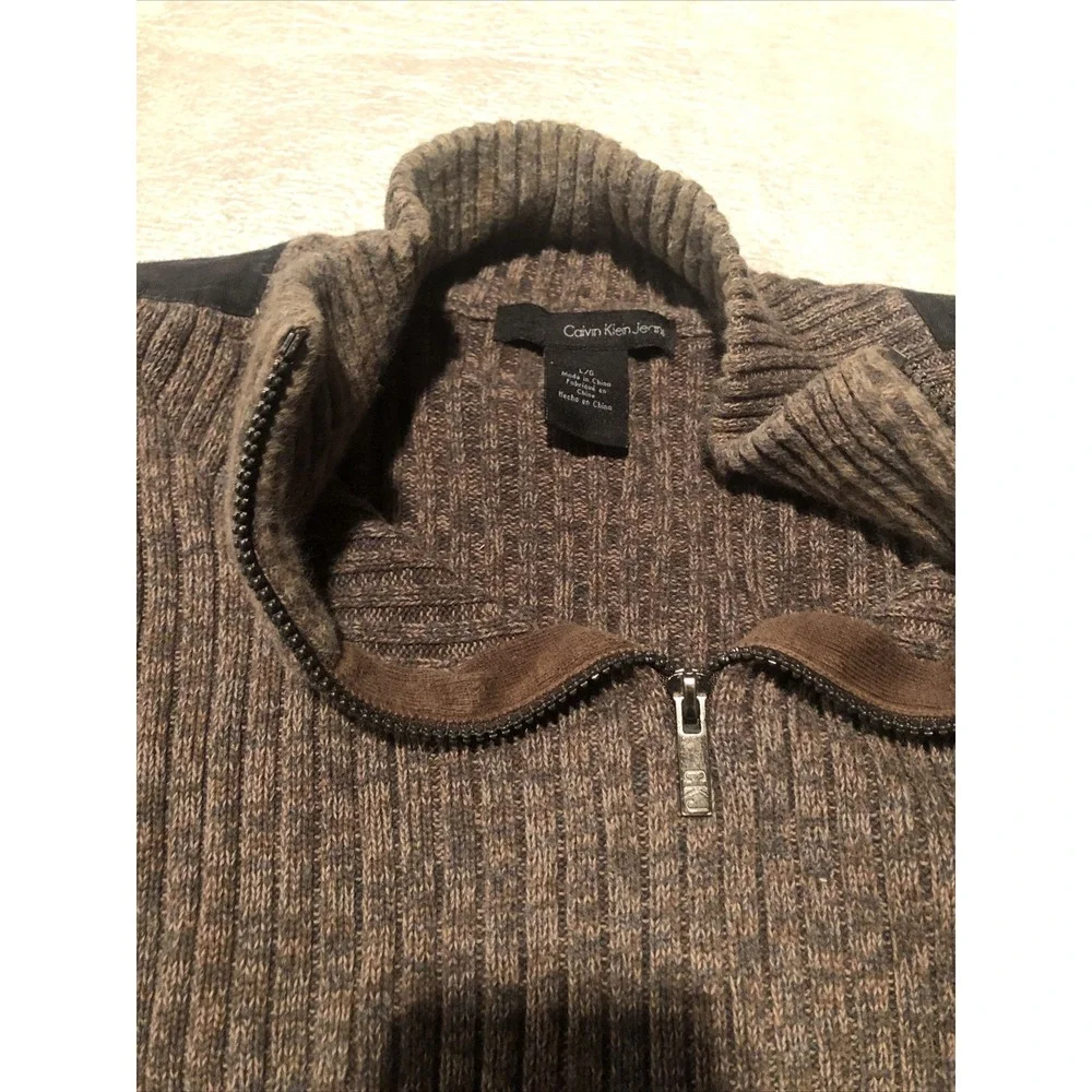 Calvin Klein Jeans Ribbed Sweater Mens Size Large paded Shoulders Quarter Zipper